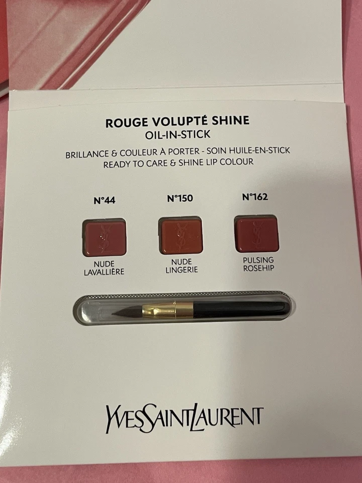 6 muestras de aceite brillante Yves Saint Laurent Rouge Volupte en lápiz labial n.º 44 150 162 Foto 3 de 4