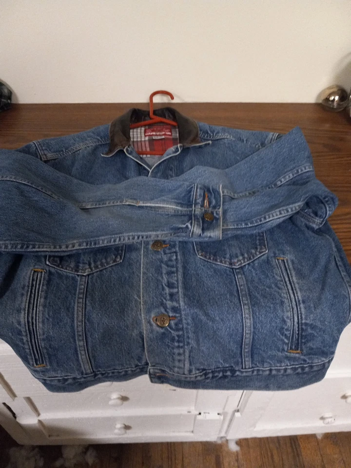 Malboro Denim Jacket with Corduroy Collar - Image 4 of 4