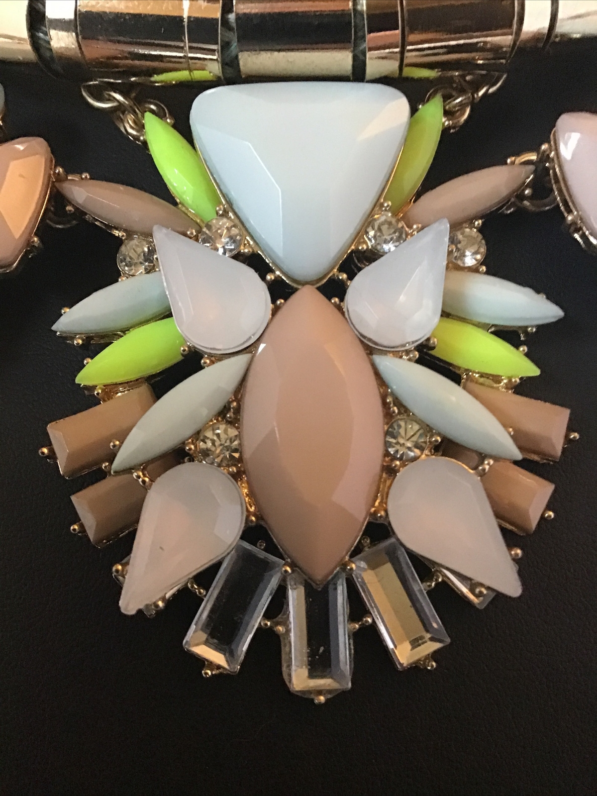 BEAUTIFUL GOLD TONE MULTI-COLORED RHINESTONE STAT… - image 2