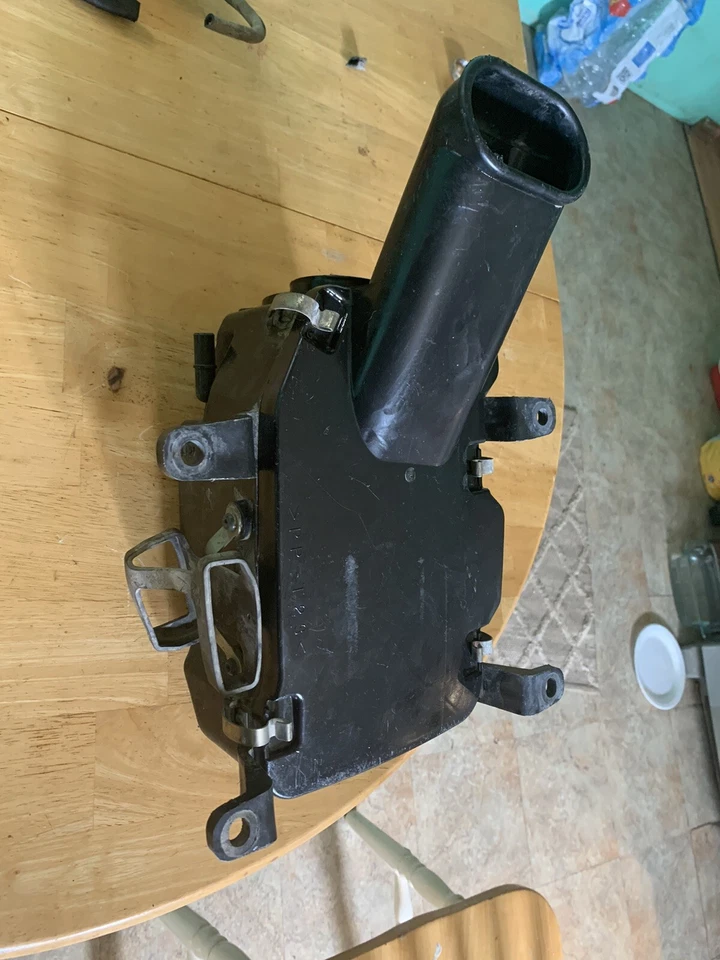 ✅ Yamaha Raptor 700 700R 2006 ATV usado OEM caja respirador de aire con tapa Foto 2 de 4