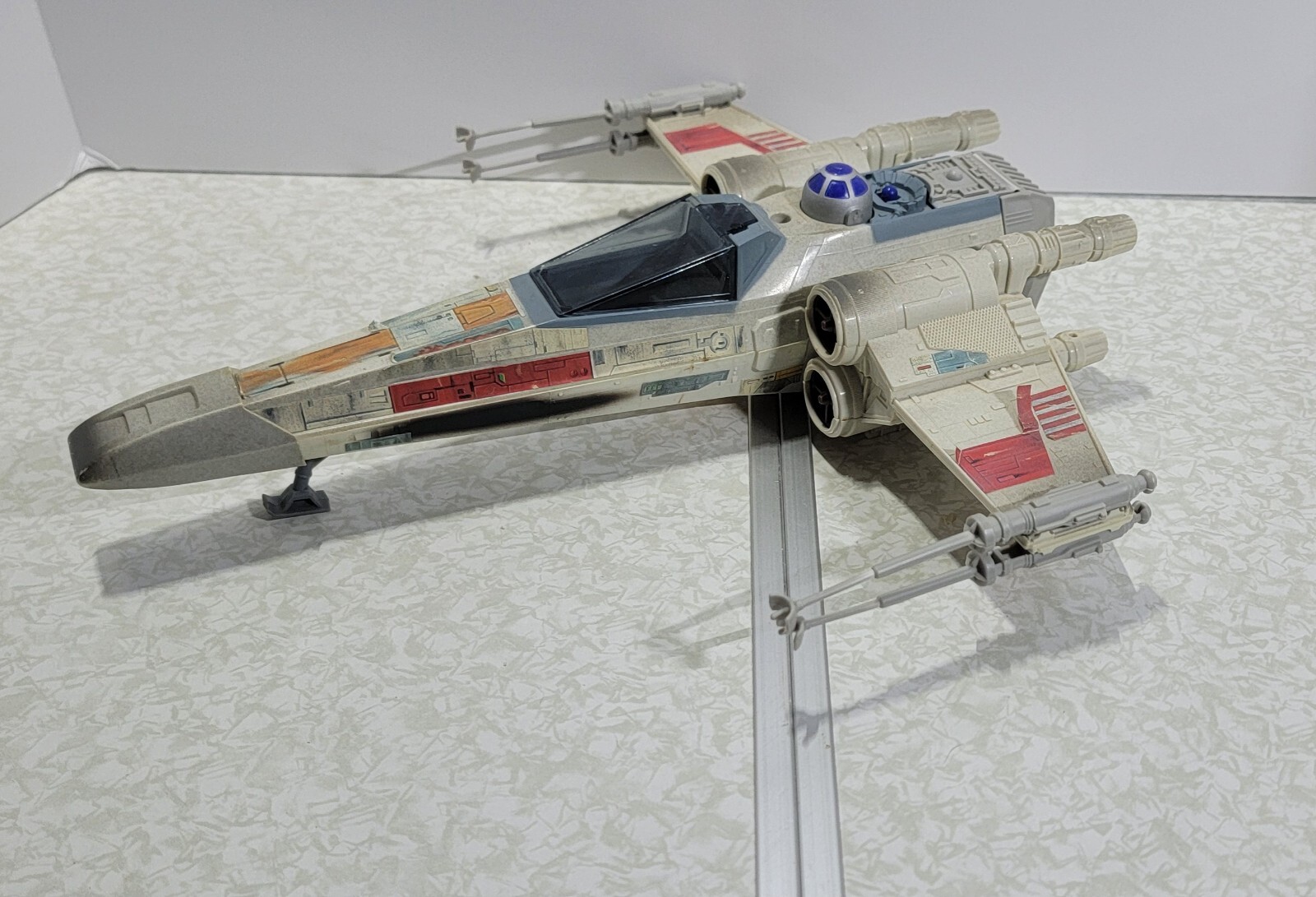 Kenner Power of The Force Star Wars Electronic XWing Fighter 1995