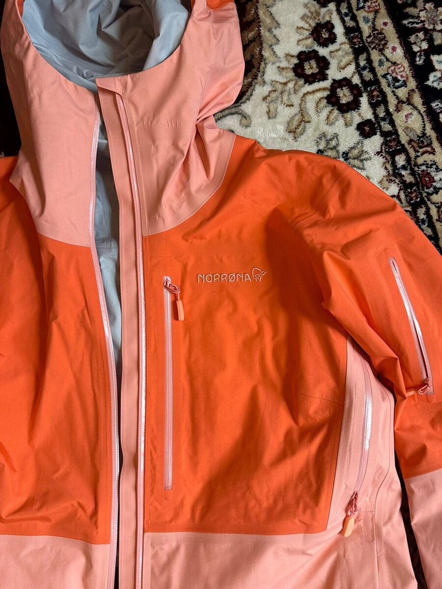 Noronna Lofoten GoreTex Pro Pants & Jacket Orange/Peach Noronna Lofoten GoreTex Pro Pants & Jacket Orange/Peach