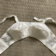 VTG Cameo Coutures White Nylon Lace Bra Pinup...