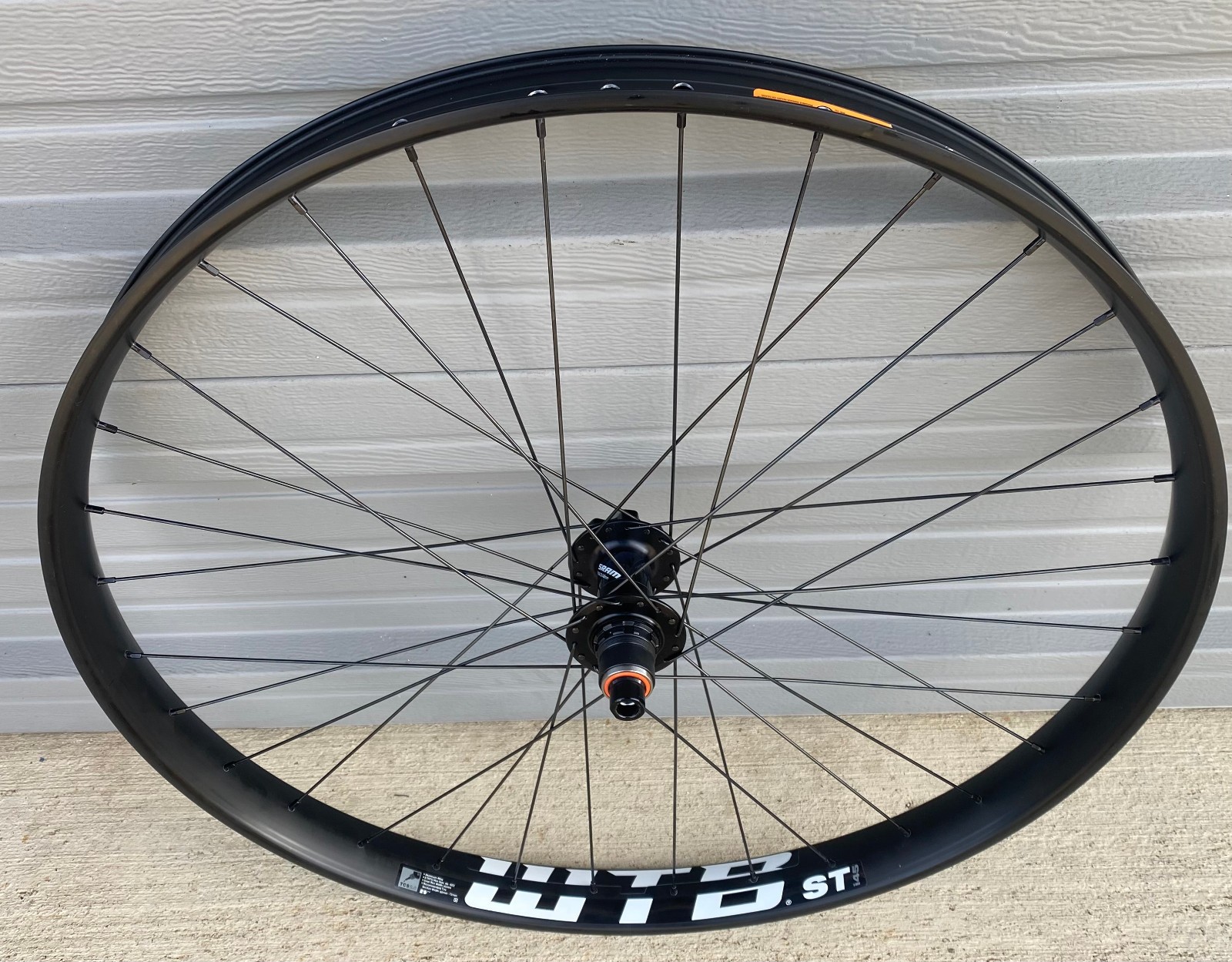 29 &ldquo; WTB i45 TCS rear 6 bolt disc wheel SRAM MTH-746 boost