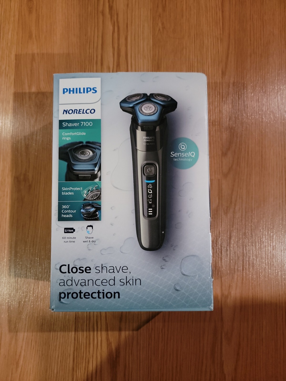Philips Norelco Shaver 7100, Rechargeable Wet & Dry Electric Shaver