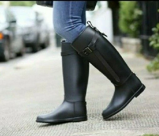 81 New Burberry Belted Equestrian Rain Boots Sz 36 6 375 eBay