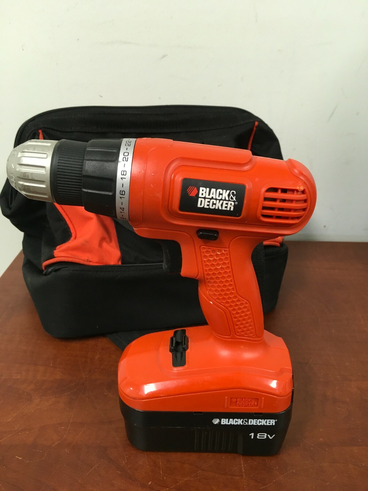 Black \u0026 Decker GC1800 18V NiCd 3/8\