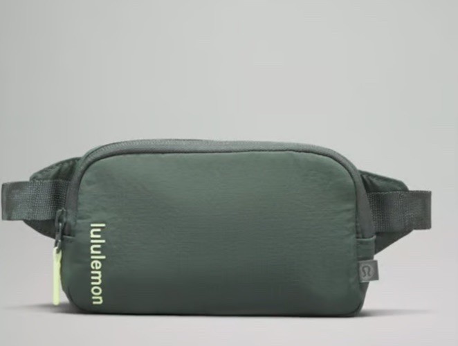 Lululemon Mini Belt Bag 0.7L Dark Forest Green Faded Zap NWT New