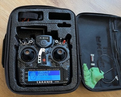 FrSky Taranis X9D Plus SE 2019 2,4GHz ACCST + ACCESS - Carbon Fiber