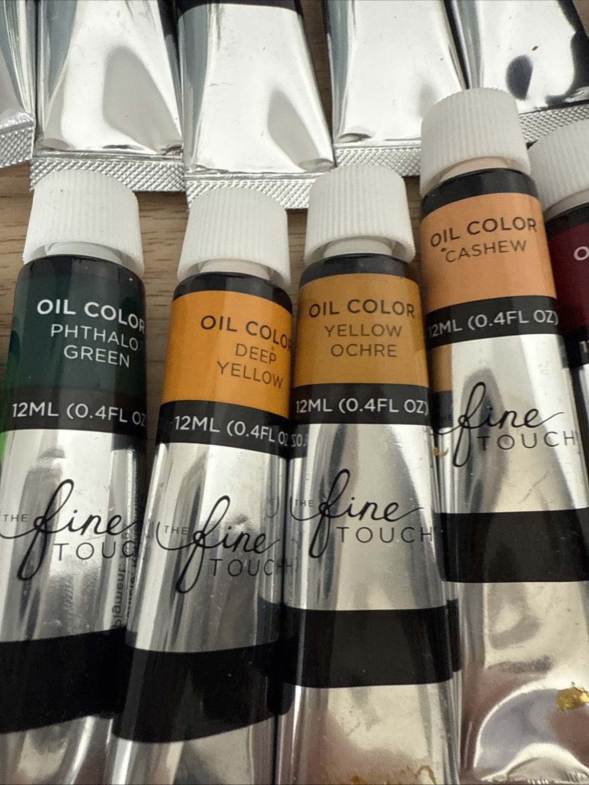 NEW Fine Touch Oil Paints Set of 18 Colors .4ozTubes, Open Box SEALED PAINTS