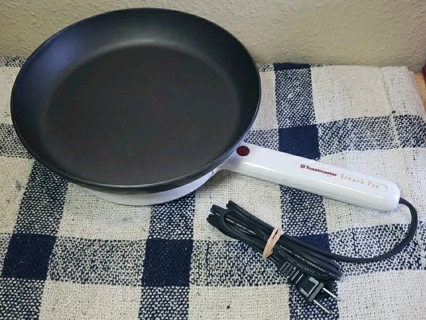 Vtg Toastmaster Brunch Pan 9 Inch Non-Stick Electric Skillet Model 817 Rare Find