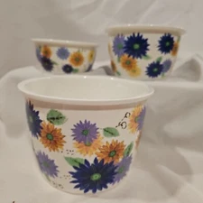 Ceramic Nesting Bowls Chrysanthemum Set of 3