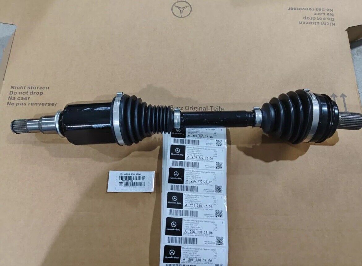 MERCEDES BENZ C300 Drive Shaft 4 Matic Front Right RH Sedan MERCEDES BENZ C300 Drive Shaft 4 Matic Front Right RH Sedan