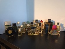 19x Vintage Miniaturen Gianni Versace Lancome...
