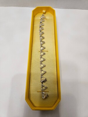 SWAROVSKI 5600864 CRYSTAL MILLENIA BRACELET WHITE SIZE MEDIUM NIB