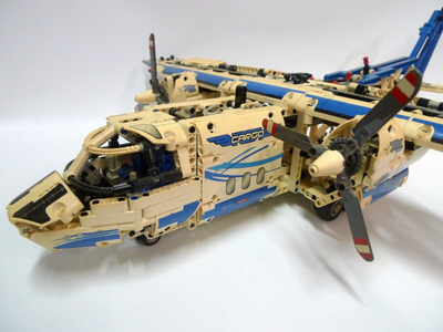 LEGO® Technic 42025 Cargo Plane - Frachtflugzeug mit Anleitung 