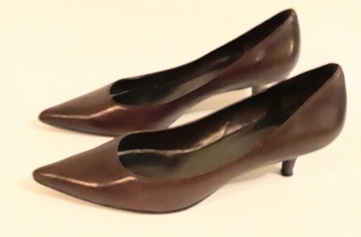 nine west kitten heel pumps