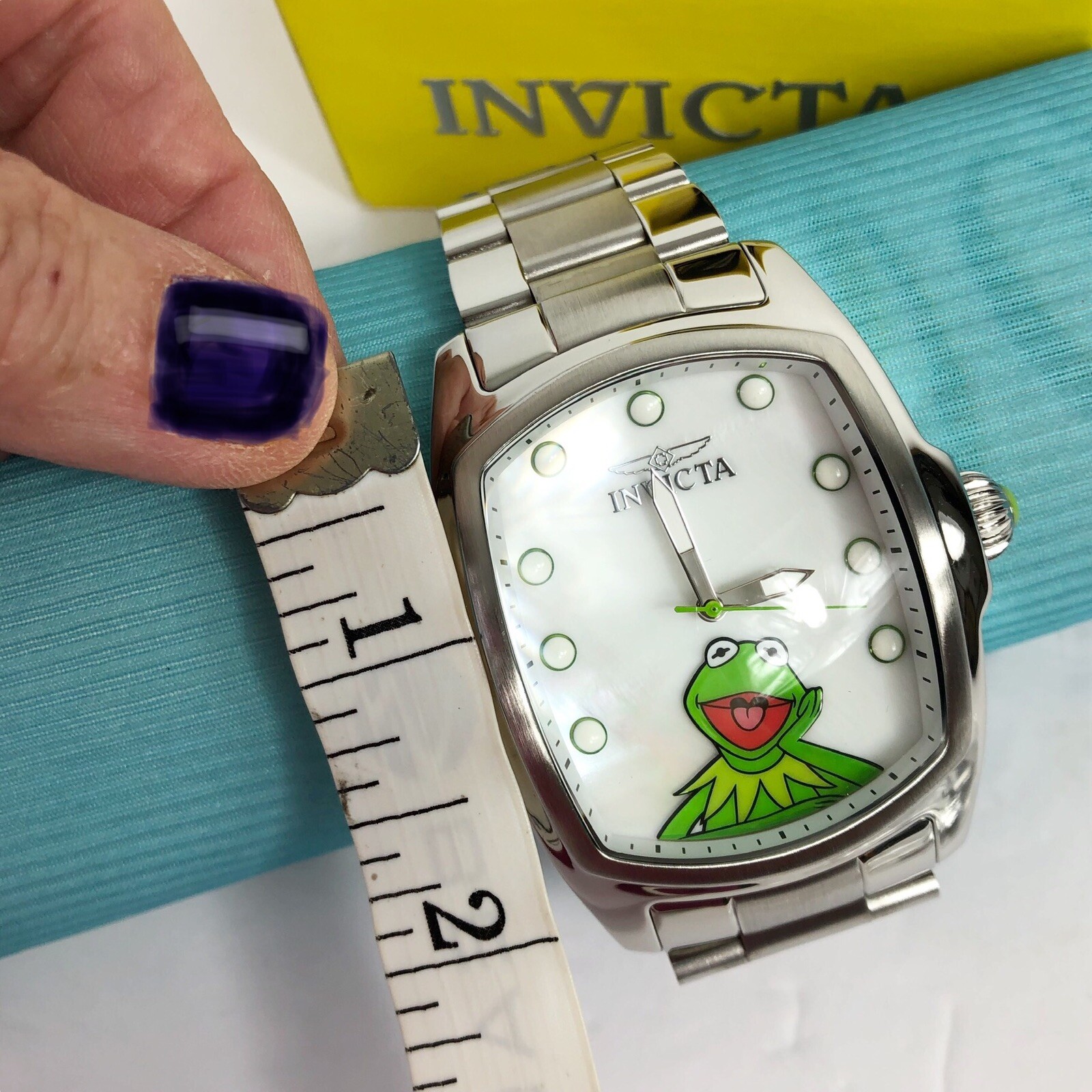 invicta kermit watch