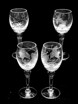 Crystal Clear Industries Grape & Vine Wine Glasses 6 oz 6.875'' Set of 4