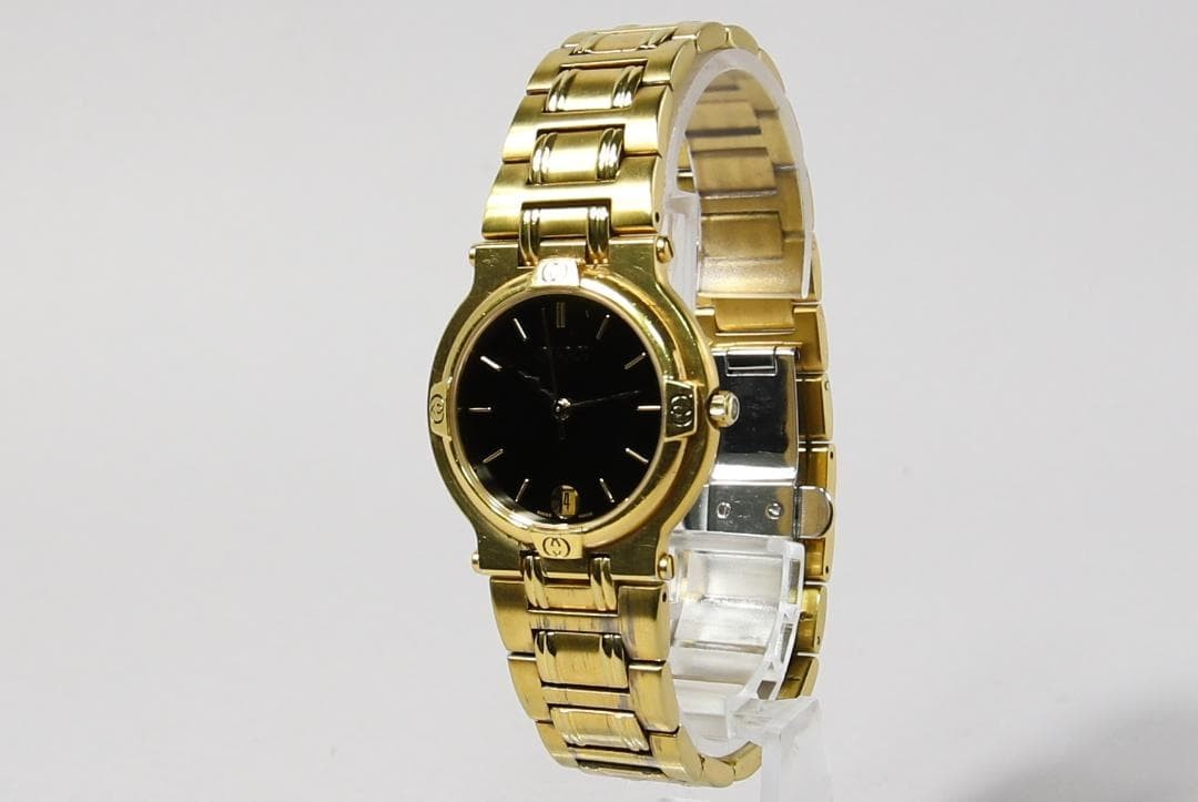 GUCCI 9200M Wristwatch Gold Black 32mm Mens Timepiece Luxury Authentic image 3