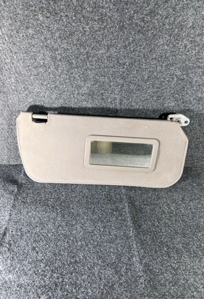 1998-2004 Nissan Frontier Xterra Sun Visor Set Pair Driver Passenger Gray OEM - Image 2 of 4
