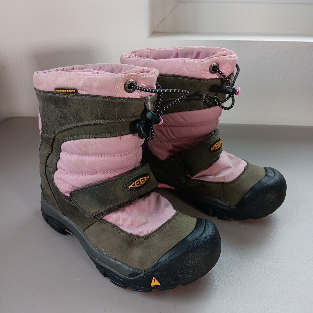 Stivali invernali KEEN foderati impermeabili isolati bambini taglia 4 rosa 200 grammi isolamento