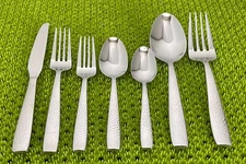 Oneida ILLUMA Stainless Glossy Hammered NEW Flatware SMART CHOICE E64N