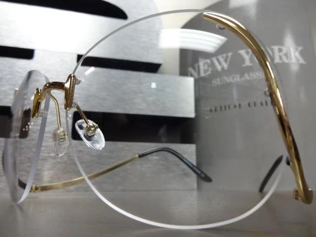 LENTES TRANSPARENTES ESTILO RETRO DE GRAN TAMAÑO VINTAGE AÑOS 70 GAFAS INVERTIDAS Marco Dorado Foto 2 de 4