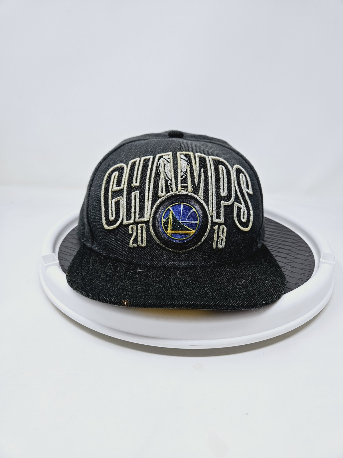 NBA Golden State Warriors 2018 Championship Snapback NBA New Era Hat Used