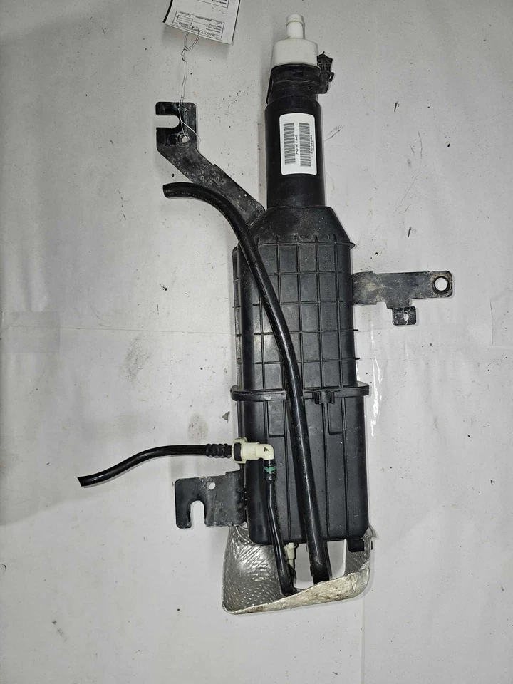 08-20 DODGE CARAVAN Evaporator Canister 05147384AL Foto 2 de 2