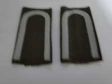 1 Paar Bundeswehr Rangschlaufen  Unteroffizier weiß  in Oliv