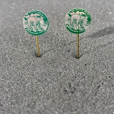 Lot of 2 De Witte Beer Broekema Thee Dutch VTG Stick Pin Badge Pins #49110