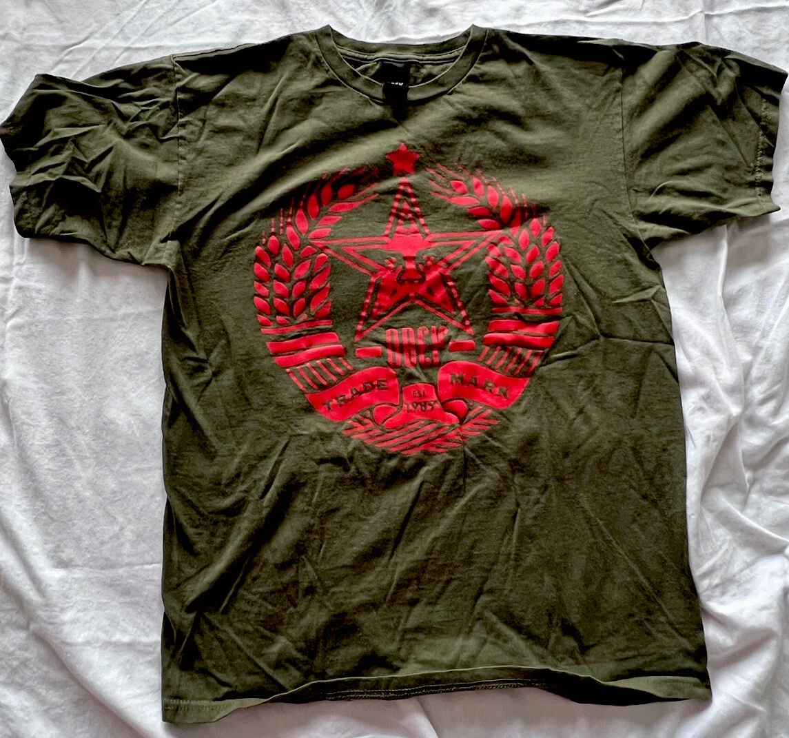 Obey green t best sale shirt