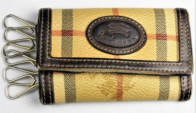 burberry key holder