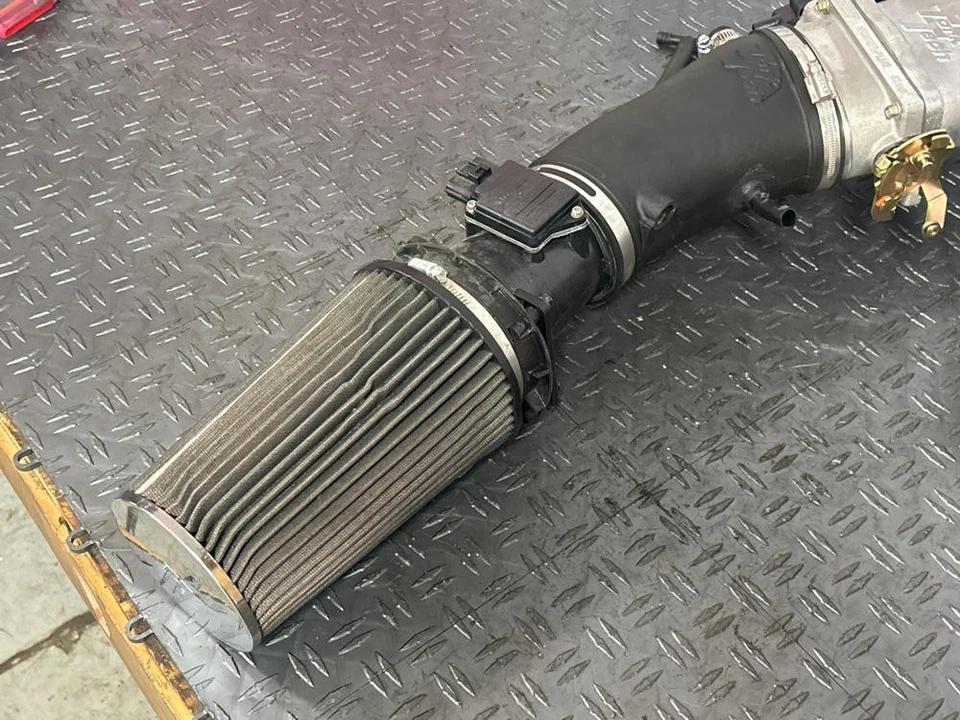 Ford Mustang Saleen S281 SC Serie II 2001 soplador Tork Tech 17 k millas 277 Foto 2 de 4