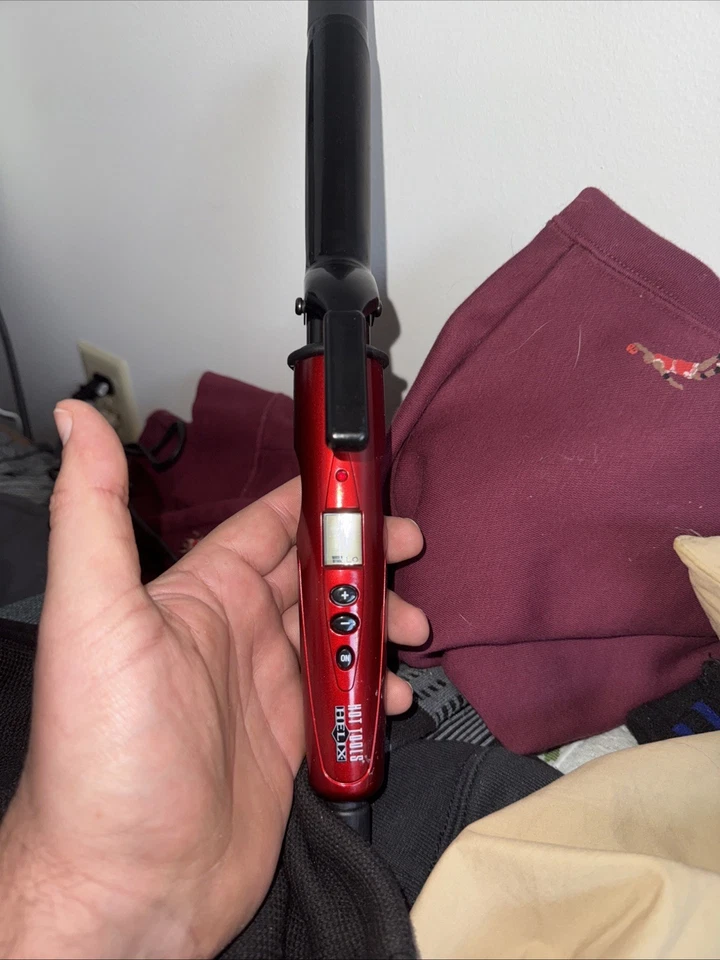 Hot Tool Helix 1" Revive Swivel Ceramic Curling Iron Wand With 8 Feet Cord Cable - Image 2 of 3