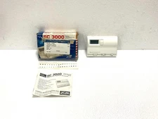 ICM Controls SC3000 Simple Comfort Programmable Thermostat
