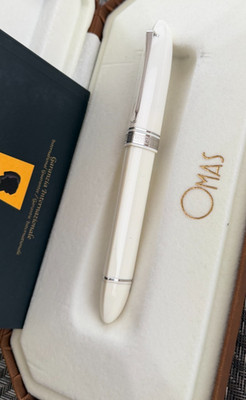 Rare Modern Vintage OMAS 360  White Iceberg  Fountain Pen 18kt Gold 52'' Nib