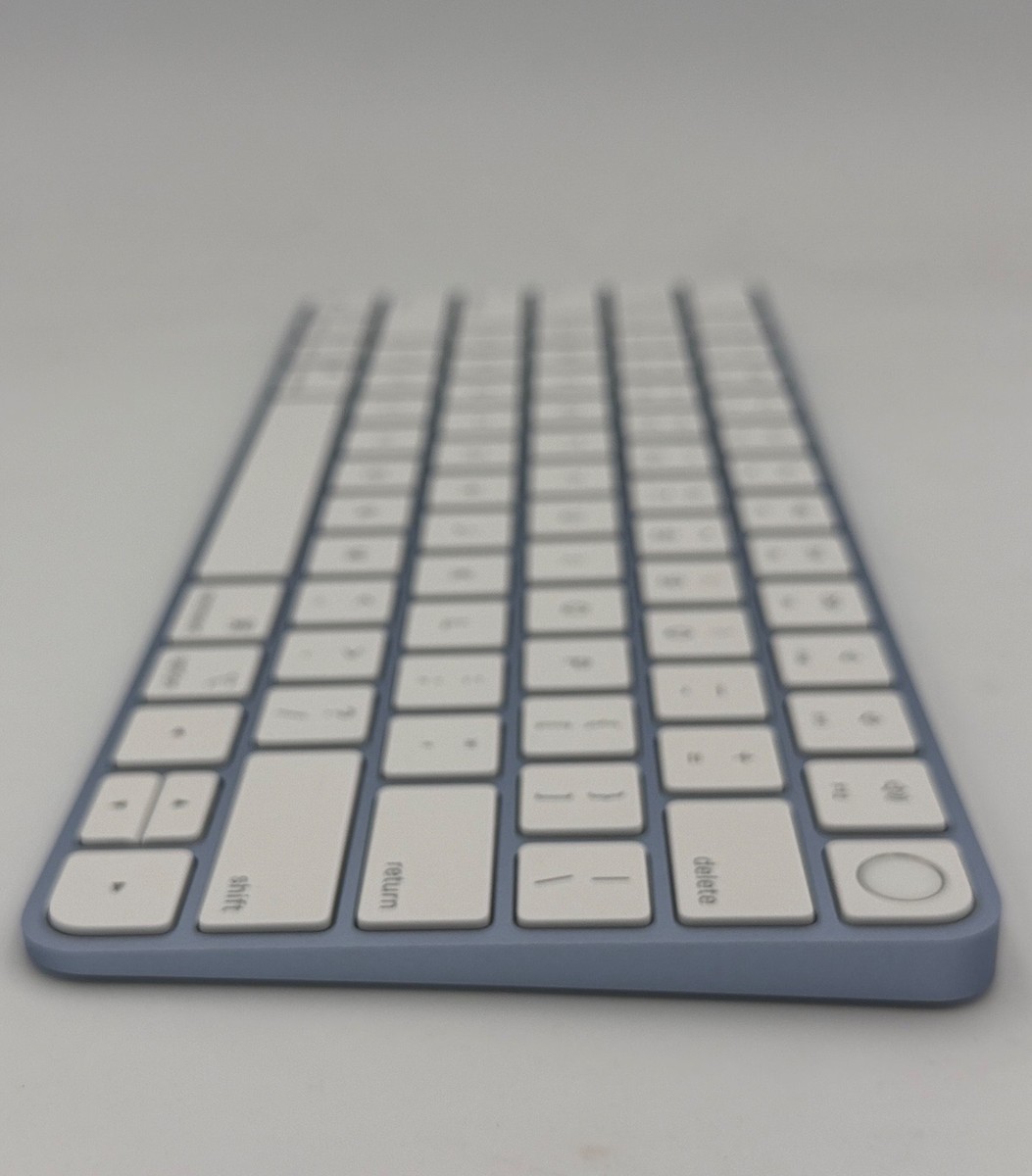 Genuine Apple Magic Keyboard with Touch ID Blue USB-C A3118 w