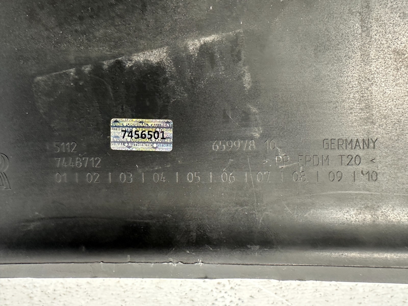2019 - 2022 Rolls Royce Cullinan Rear Bumper Cover Valence Lower OEM RR31