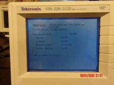 Tektronix TDS 220 100MHz Digital Oscilloscope TDS220