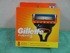 BRAND NEW GILLETTE FUSION 5 REFILL RAZOR BLADES, 8 Cartridges