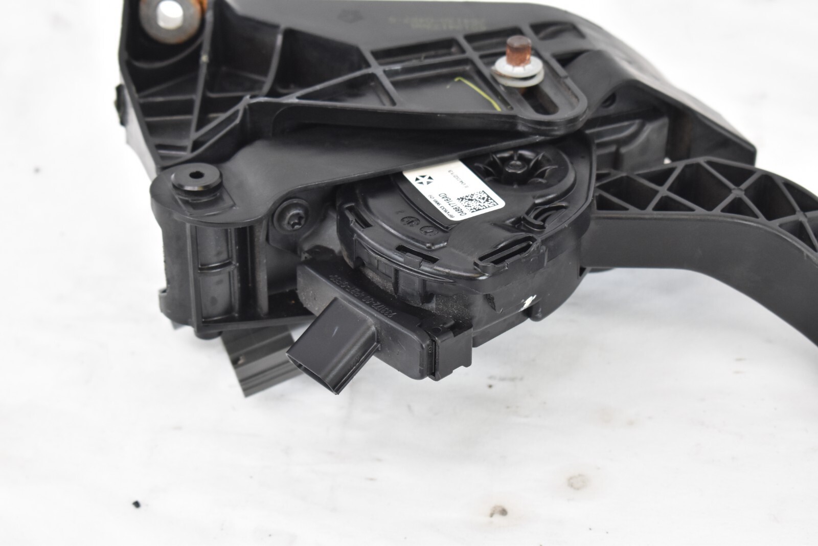 2014-2019 MASERATI GHIBLI S Q4 FLOOR ACCELERATOR THROTTLE GAS PEDAL & SENSOR OEM