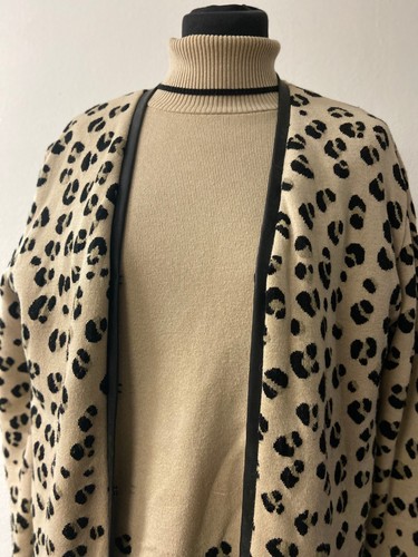 Womens Vintage 80s twin set | turtleneck with leopard trim with matching sweater - Picture 4 of 10