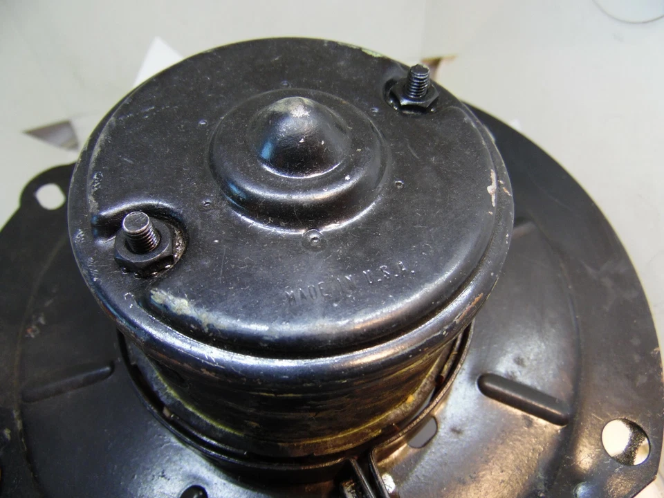 MOTOR SOPLADOR FORD MUSTANG ESCORT THUNDERBIRD 35496 82-85 NUEVO DE COLECCIÓN Foto 3 de 4