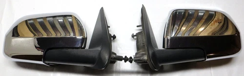 08-09 Ford Escape Pair Left & Right OEM Side View Door Mirrors with Chrome Caps