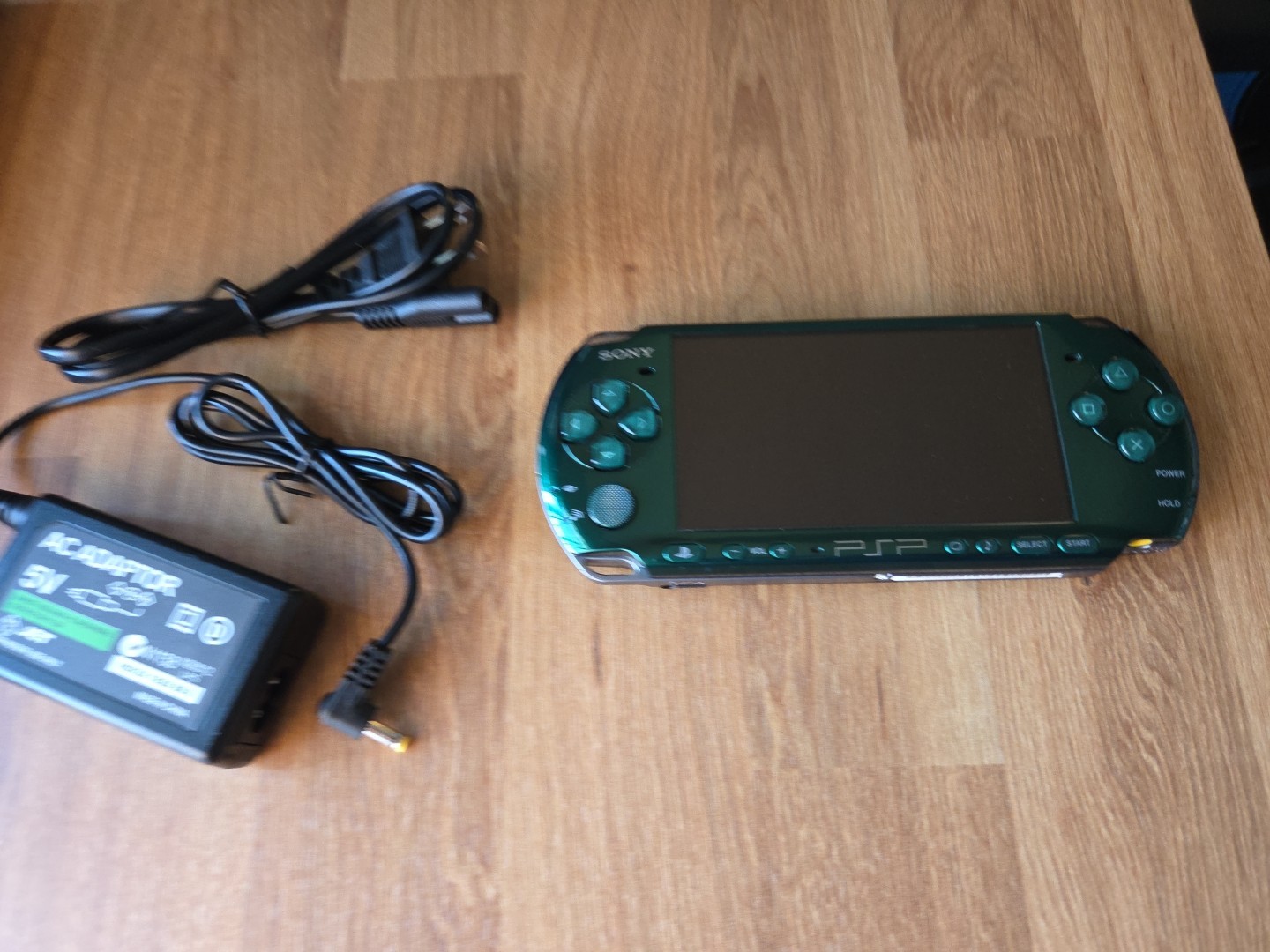 Sony PSP-3000 PSP 3000 Console Spirited Green SG Working Tested English language