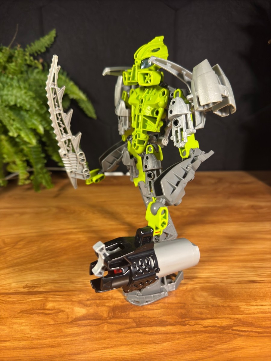 Phantaka LEGO Bionicle Phantoka Large but Incomplete SET, Includes Some