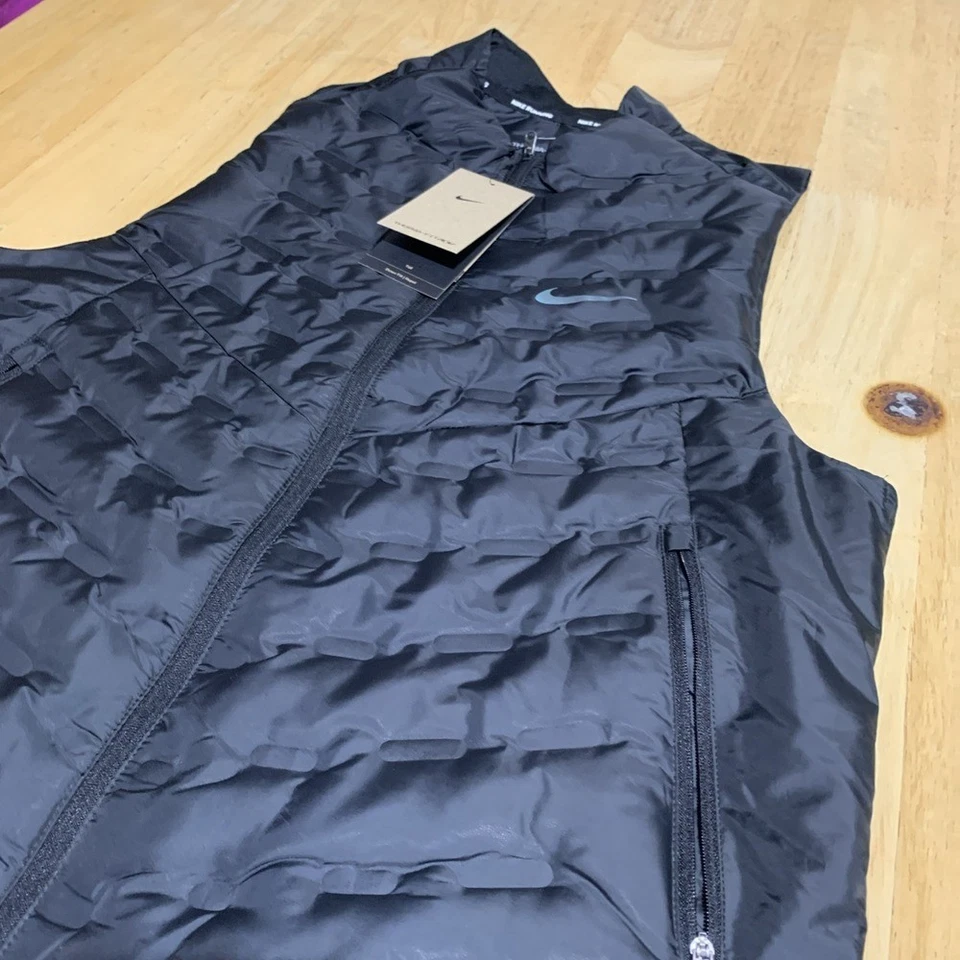 Nike Therma Fit ADV Water Repel Running Jacket Vest FB7542-010 Men's Médium Tall - Image 3 of 4