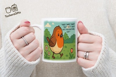 Personalisierte Neuheit unhöfliches niedliches Rotkehlchen, Teetasse und Untersetzer. ANYNAME oder Text